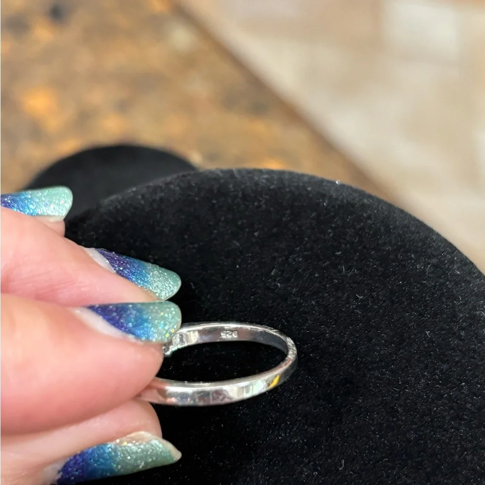 Elegant 925 Silver Swirl CZ Ring. Sz. 7